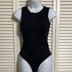 House of Harlow 1960 Classic Black Sleeveless Bodysuit